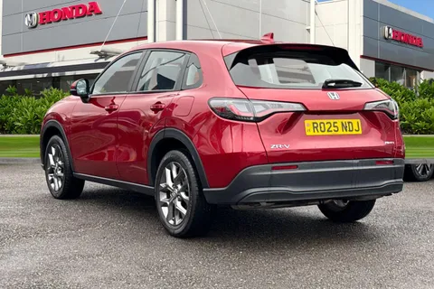 RO25NDJ Honda ZR-V 2.0 eHEV Elegance 5dr CVT Thumbnail #3