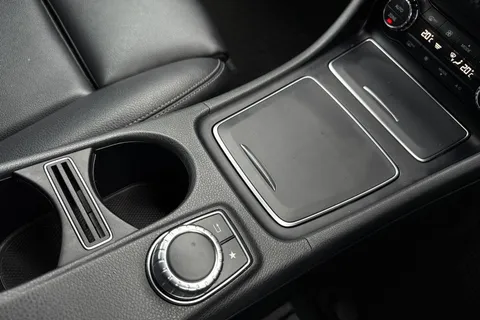 DK67RMO Mercedes-Benz A Class 2.1 A200d Sport (Premium) 7G-DCT Euro 6 (s/s) 5dr Thumbnail #24