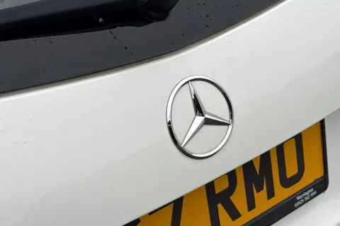 DK67RMO Mercedes-Benz A Class 2.1 A200d Sport (Premium) 7G-DCT Euro 6 (s/s) 5dr Thumbnail #29