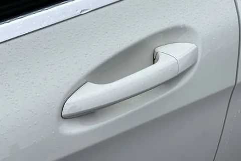 DK67RMO Mercedes-Benz A Class 2.1 A200d Sport (Premium) 7G-DCT Euro 6 (s/s) 5dr Thumbnail #30