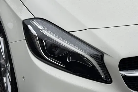 DK67RMO Mercedes-Benz A Class 2.1 A200d Sport (Premium) 7G-DCT Euro 6 (s/s) 5dr Thumbnail #38