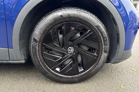 KP72FLH Volkswagen ID.4 109kW Life Pure 52kWh 5dr Auto | Heated Seats | Rear Camera Thumbnail #11