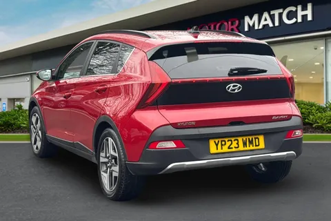 YP23WMD Hyundai Bayon 1.0 T-GDi MHEV Premium DCT Euro 6 (s/s) 5dr Thumbnail #3