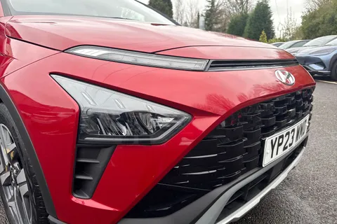 YP23WMD Hyundai Bayon 1.0 T-GDi MHEV Premium DCT Euro 6 (s/s) 5dr Thumbnail #17