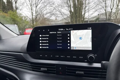 YP23WMD Hyundai Bayon 1.0 T-GDi MHEV Premium DCT Euro 6 (s/s) 5dr Thumbnail #28