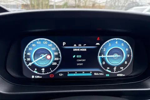 YP23WMD Hyundai Bayon 1.0 T-GDi MHEV Premium DCT Euro 6 (s/s) 5dr Thumbnail #40