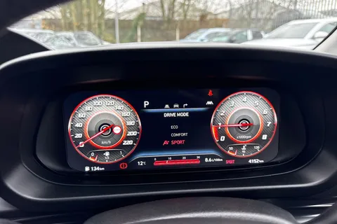 YP23WMD Hyundai Bayon 1.0 T-GDi MHEV Premium DCT Euro 6 (s/s) 5dr Thumbnail #42