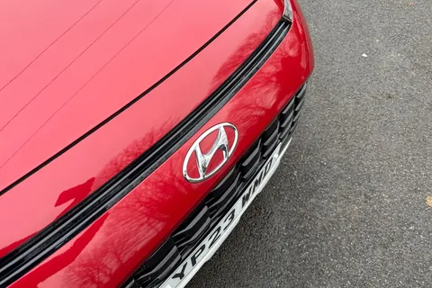 YP23WMD Hyundai Bayon 1.0 T-GDi MHEV Premium DCT Euro 6 (s/s) 5dr Thumbnail #44