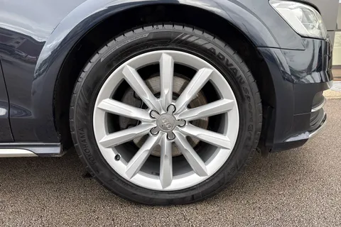 LV15UFB Audi A6 Allroad 3.0 TDI V6 S Tronic quattro Euro 6 (s/s) 5dr Thumbnail #10