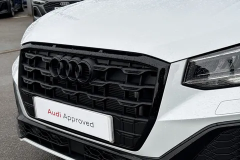 DK74XKZ Audi Q2 Black Edition 35 TFSI  150 PS S tronic Thumbnail #27