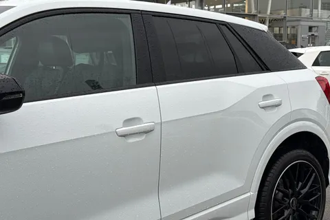 DK74XKZ Audi Q2 Black Edition 35 TFSI  150 PS S tronic Thumbnail #28