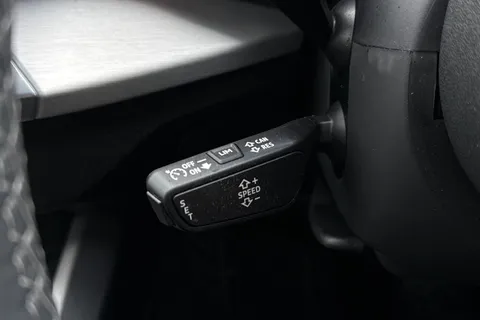 DK74XKZ Audi Q2 Black Edition 35 TFSI  150 PS S tronic Thumbnail #36