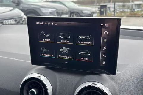 DK74XKZ Audi Q2 Black Edition 35 TFSI  150 PS S tronic Thumbnail #42