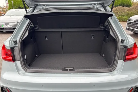  Audi A1 1.0 TFSI 30 S line Sportback Euro 6 (s/s) 5dr Thumbnail #10