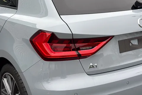  Audi A1 1.0 TFSI 30 S line Sportback Euro 6 (s/s) 5dr Thumbnail #16