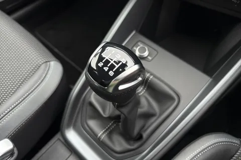  Audi A1 1.0 TFSI 30 S line Sportback Euro 6 (s/s) 5dr Thumbnail #20