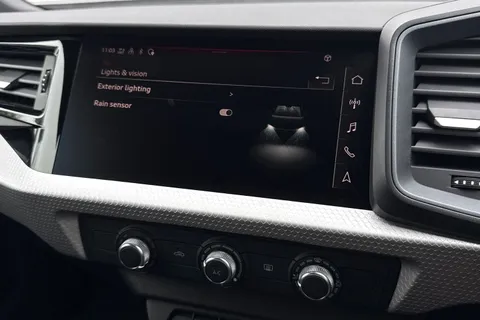  Audi A1 1.0 TFSI 30 S line Sportback Euro 6 (s/s) 5dr Thumbnail #32