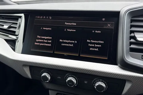  Audi A1 1.0 TFSI 30 S line Sportback Euro 6 (s/s) 5dr Thumbnail #36