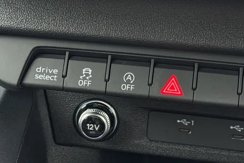  Audi A1 1.0 TFSI 30 S line Sportback Euro 6 (s/s) 5dr Thumbnail #38