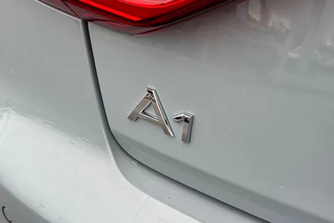  Audi A1 1.0 TFSI 30 S line Sportback Euro 6 (s/s) 5dr Thumbnail #51