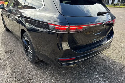  Volkswagen Passat 1.5 eTSI MHEV Elegance DSG Euro 6 (s/s) 5dr Thumbnail #7