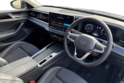  Volkswagen Passat 1.5 eTSI MHEV Elegance DSG Euro 6 (s/s) 5dr Thumbnail #13