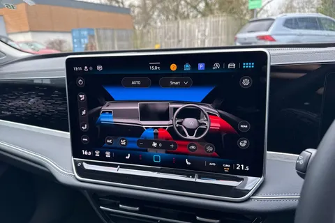  Volkswagen Passat 1.5 eTSI MHEV Elegance DSG Euro 6 (s/s) 5dr Thumbnail #21