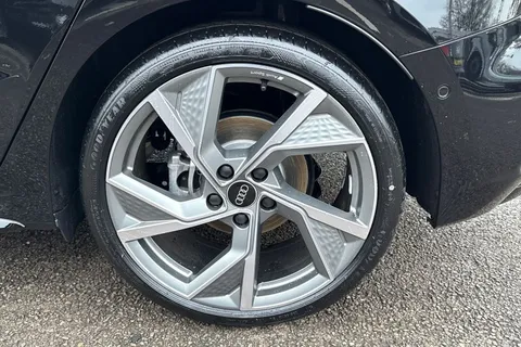 Audi A3 1.5 TFSI Black Edition Sportback Euro 6 (s/s) 5dr Thumbnail #13