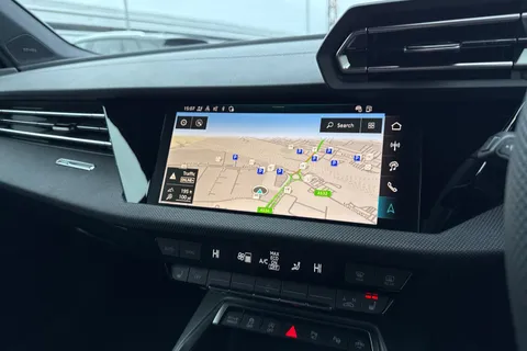 Audi A3 1.5 TFSI Black Edition Sportback Euro 6 (s/s) 5dr Thumbnail #17