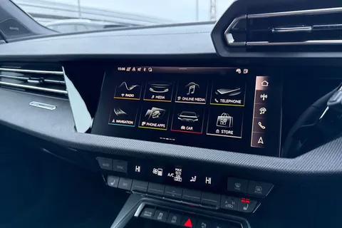 Audi A3 1.5 TFSI Black Edition Sportback Euro 6 (s/s) 5dr Thumbnail #34