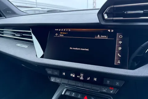 Audi A3 1.5 TFSI Black Edition Sportback Euro 6 (s/s) 5dr Thumbnail #37