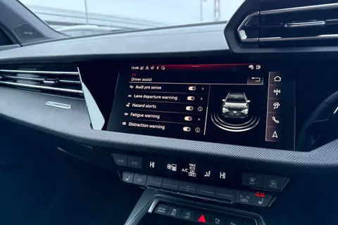 Audi A3 1.5 TFSI Black Edition Sportback Euro 6 (s/s) 5dr Thumbnail #47