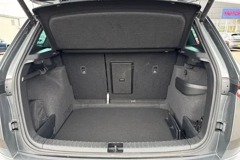 KP72OBB Škoda Karoq 2.0 TSI SportLine DSG 4WD Euro 6 (s/s) 5dr Thumbnail #8
