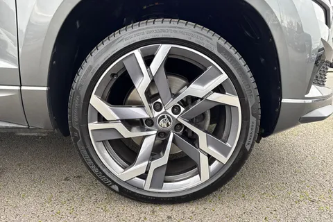 KP72OBB Škoda Karoq 2.0 TSI SportLine DSG 4WD Euro 6 (s/s) 5dr Thumbnail #11