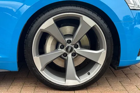 AJ69BDF Audi A5 Black Edition 45 TFSI quattro 245 PS S tronic Thumbnail #11