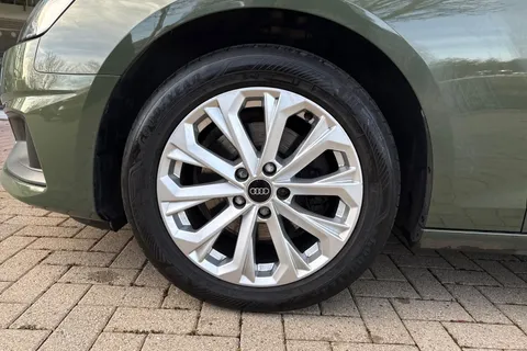 DE72LHZ Audi A4 Technik 35 TFSI  150 PS S tronic Thumbnail #11