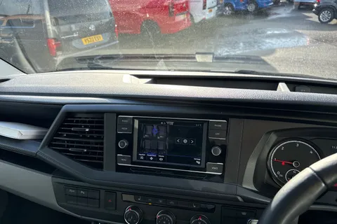 CX74LDK Volkswagen Transporter 2.0 TDI 150 Highline Kombi Van Thumbnail #38