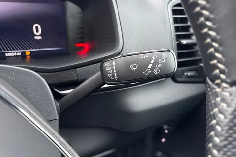 KP72OBB Škoda Karoq 2.0 TSI SportLine DSG 4WD Euro 6 (s/s) 5dr Thumbnail #45