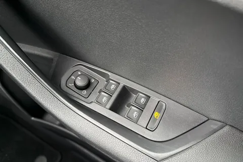 KP72OBB Škoda Karoq 2.0 TSI SportLine DSG 4WD Euro 6 (s/s) 5dr Thumbnail #47