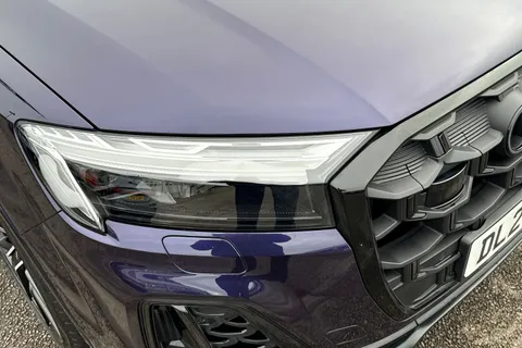 8 of 66 for Audi SQ7 SUV Black Edition TFSI 507 PS tiptronic