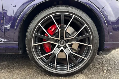 9 of 66 for Audi SQ7 SUV Black Edition TFSI 507 PS tiptronic