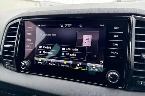 KP72OBB Škoda Karoq 2.0 TSI SportLine DSG 4WD Euro 6 (s/s) 5dr Thumbnail #51