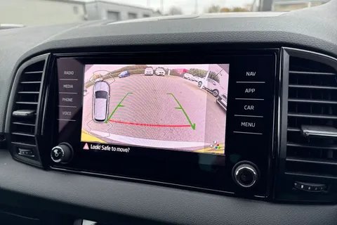 KP72OBB Škoda Karoq 2.0 TSI SportLine DSG 4WD Euro 6 (s/s) 5dr Thumbnail #56