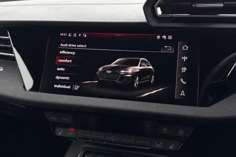 DX25USZ Audi A3 Black Edition 35 TFSI 150 PS S tronic Thumbnail #32