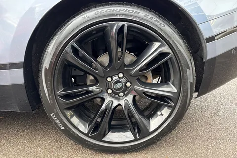 KP21FWF Land Rover Range Rover Velar 2.0 P250 R-Dynamic HSE Auto 4WD Euro 6 (s/s) 5dr Thumbnail #12
