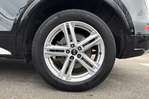 KY23PTX Audi Q5 S line 50 TFSI e quattro 299 PS S tronic Thumbnail #12