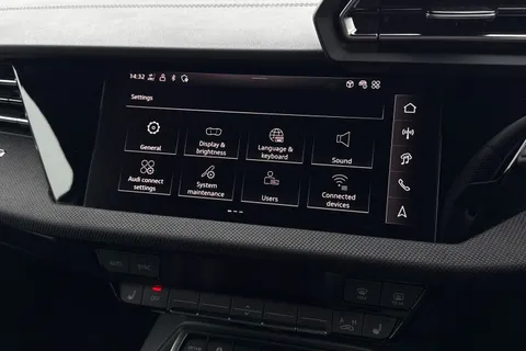 DX25USZ Audi A3 Black Edition 35 TFSI 150 PS S tronic Thumbnail #41