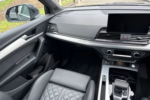 KY23PTX Audi Q5 S line 50 TFSI e quattro 299 PS S tronic Thumbnail #20