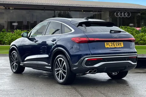PL25ERX Audi Q5 2.0 TDI Launch Edition Sportback S Tronic quattro Euro 6 (s/s) 5dr Thumbnail #3