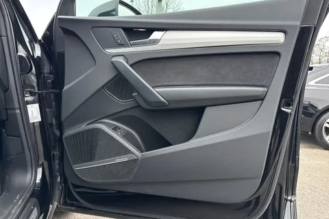 KY23PTX Audi Q5 S line 50 TFSI e quattro 299 PS S tronic Thumbnail #21